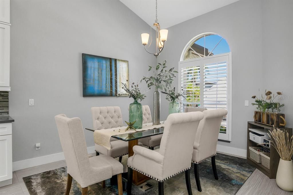 待售: $2,975,000 (3 贝兹, 2 浴室, 2250 平方英尺)