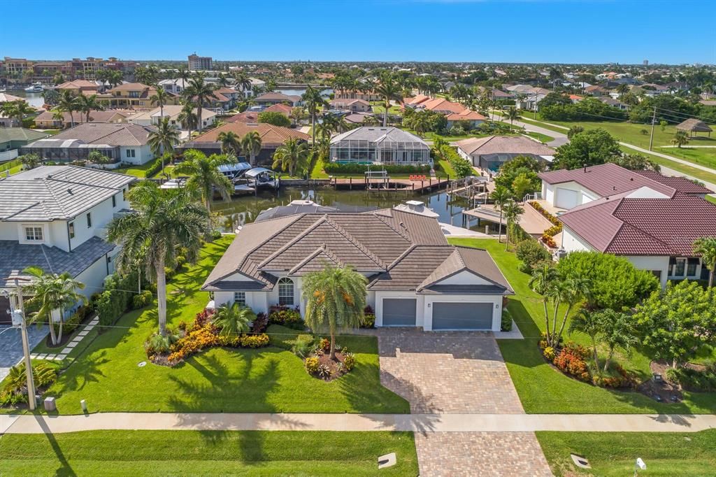 待售: $2,975,000 (3 贝兹, 2 浴室, 2250 平方英尺)