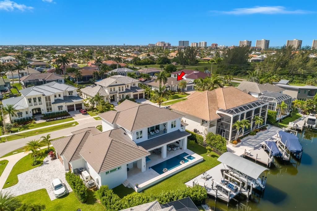 待售: $2,975,000 (3 贝兹, 2 浴室, 2250 平方英尺)