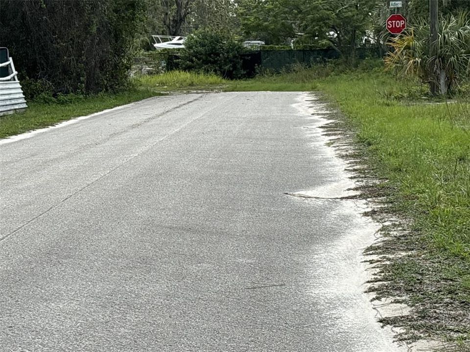 For Rent: $1,700 (3 beds, 2 baths, 1404 Square Feet)