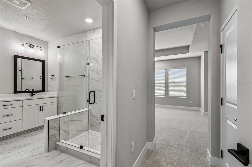 合同活跃: $654,990 (3 贝兹, 3 浴室, 1952 平方英尺)