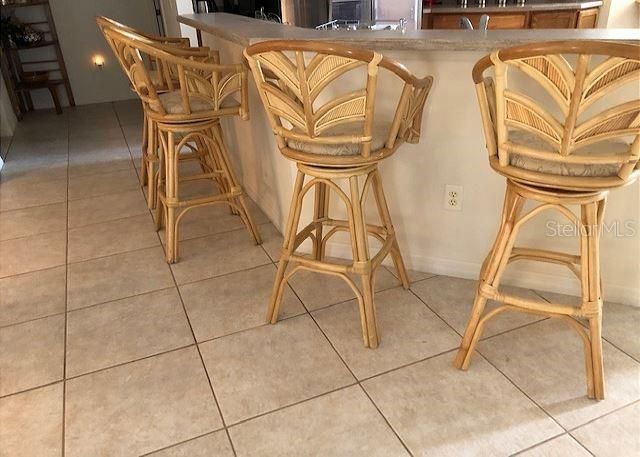 En Renta: $2,400 (3 camas, 2 baños, 1940 Pies cuadrados)