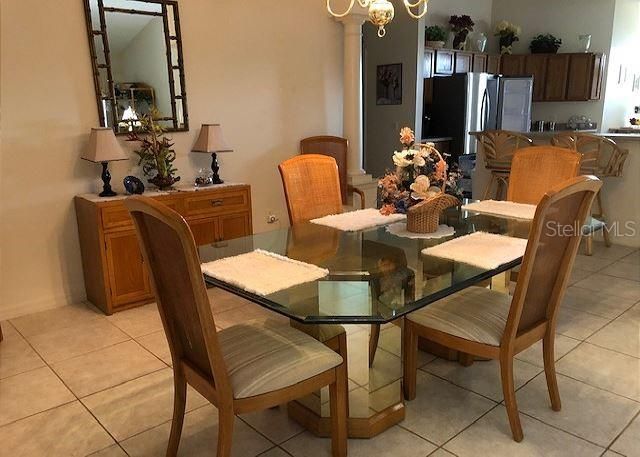 En Renta: $2,400 (3 camas, 2 baños, 1940 Pies cuadrados)