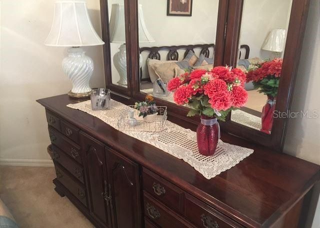 En Renta: $2,400 (3 camas, 2 baños, 1940 Pies cuadrados)