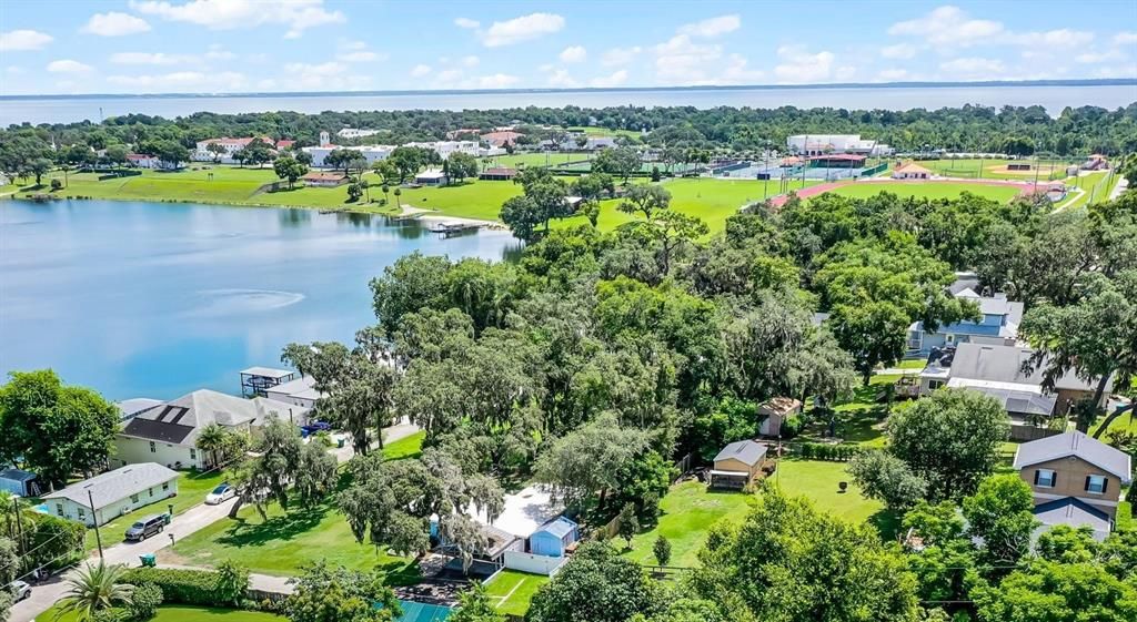 For Sale: $325,000 (3 beds, 1 baths, 1444 Square Feet)