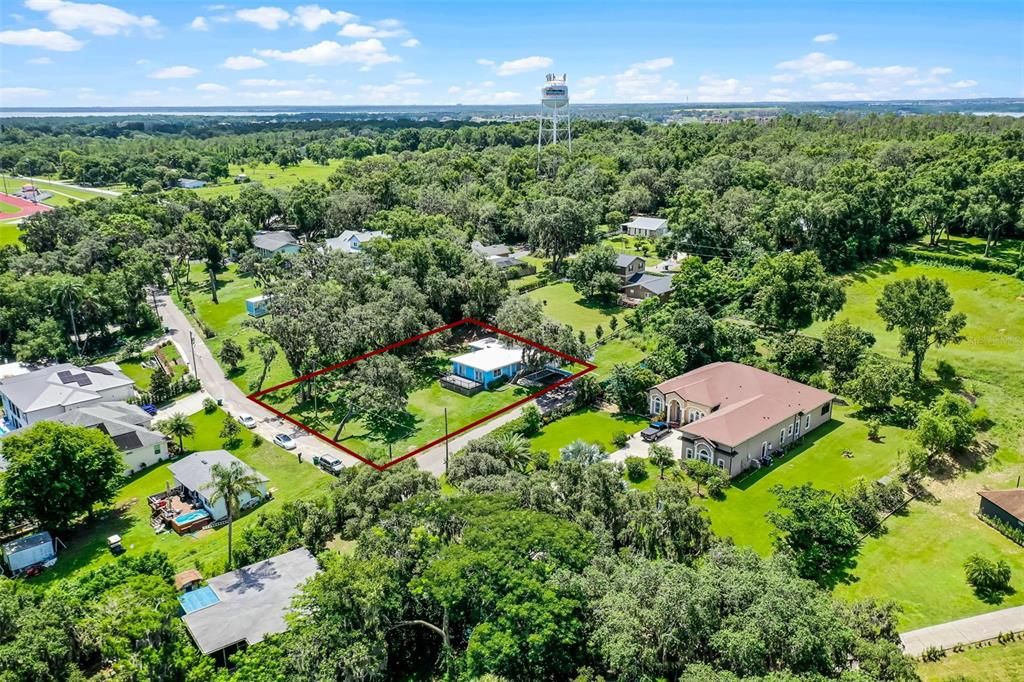 For Sale: $325,000 (3 beds, 1 baths, 1444 Square Feet)