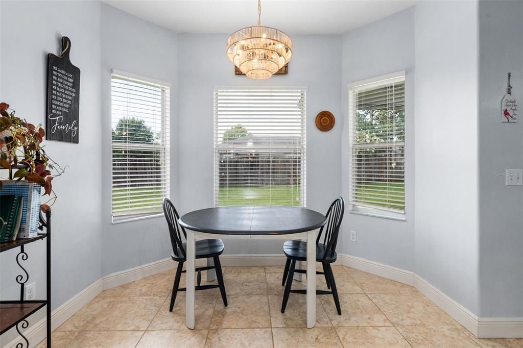 待售: $374,900 (4 贝兹, 2 浴室, 1838 平方英尺)