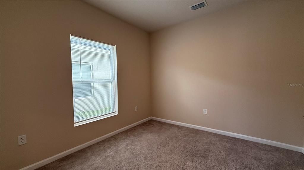 En Renta: $1,650 (3 camas, 2 baños, 1302 Pies cuadrados)