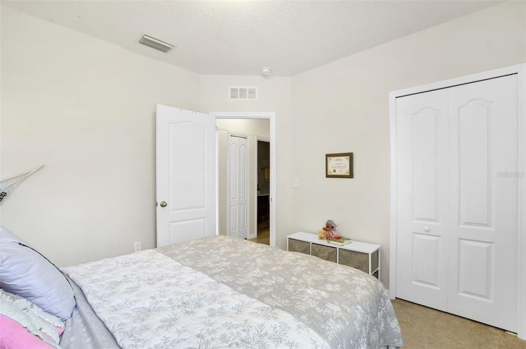 For Sale: $314,990 (4 beds, 2 baths, 1976 Square Feet)