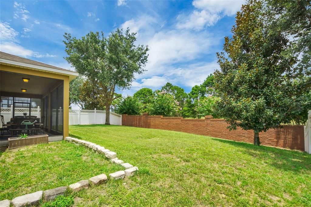 For Sale: $314,990 (4 beds, 2 baths, 1976 Square Feet)