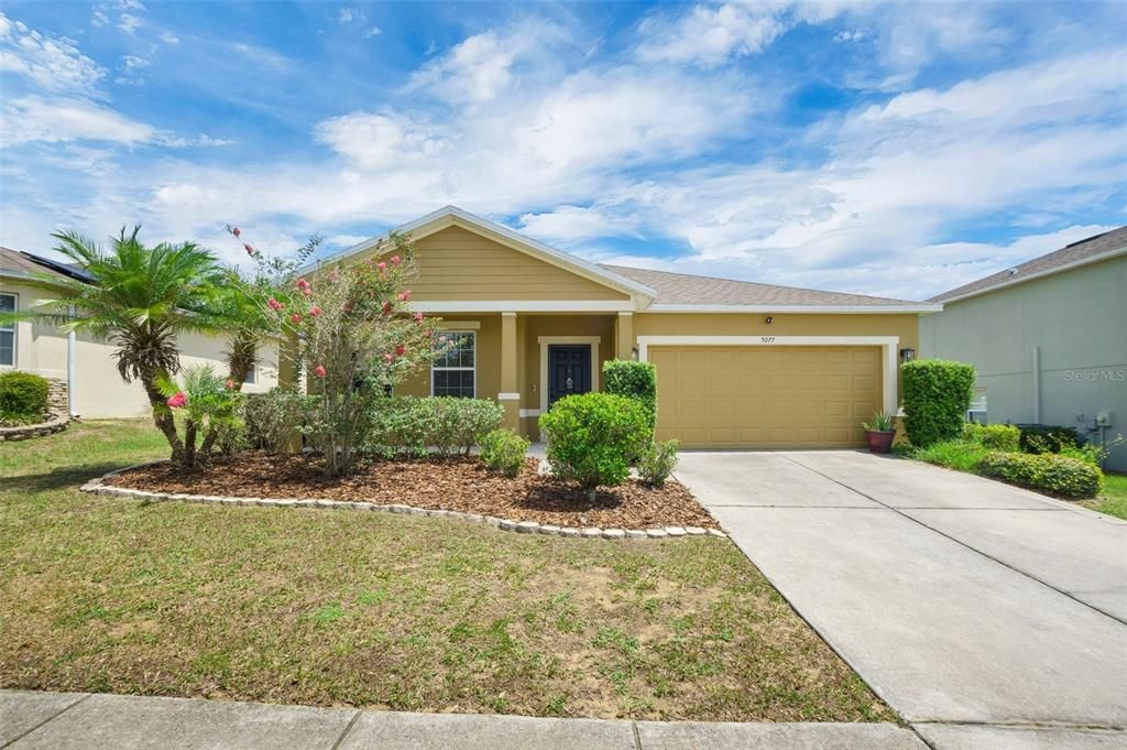 For Sale: $314,990 (4 beds, 2 baths, 1976 Square Feet)