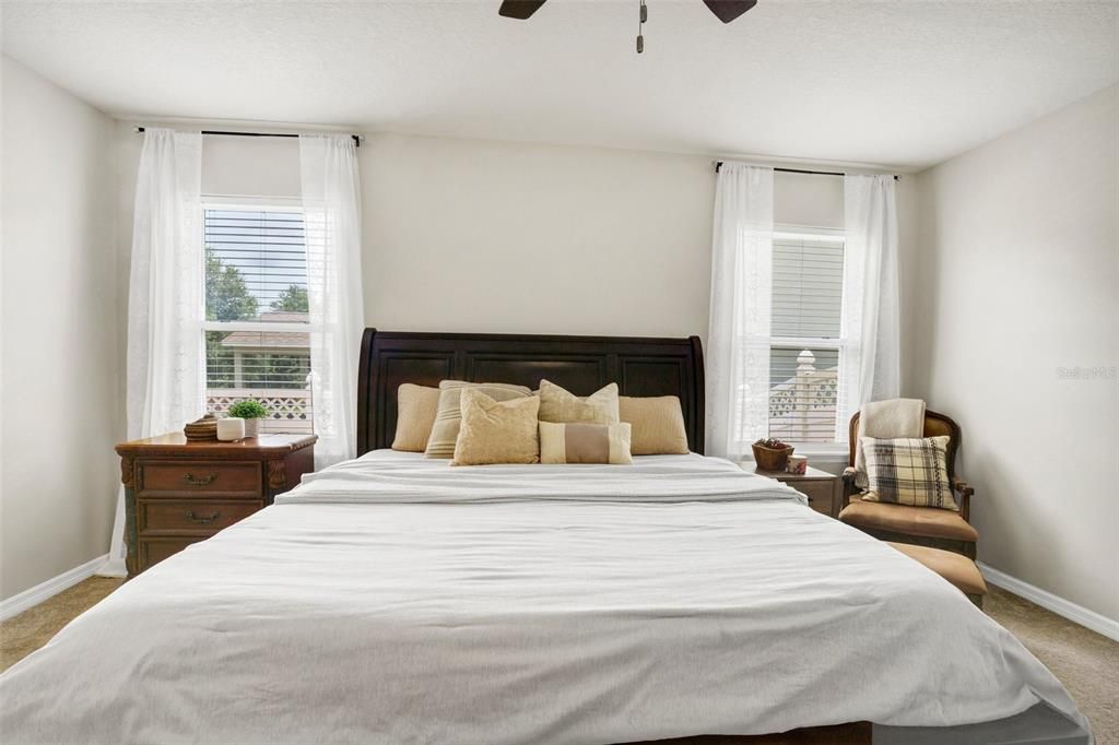 For Sale: $314,990 (4 beds, 2 baths, 1976 Square Feet)