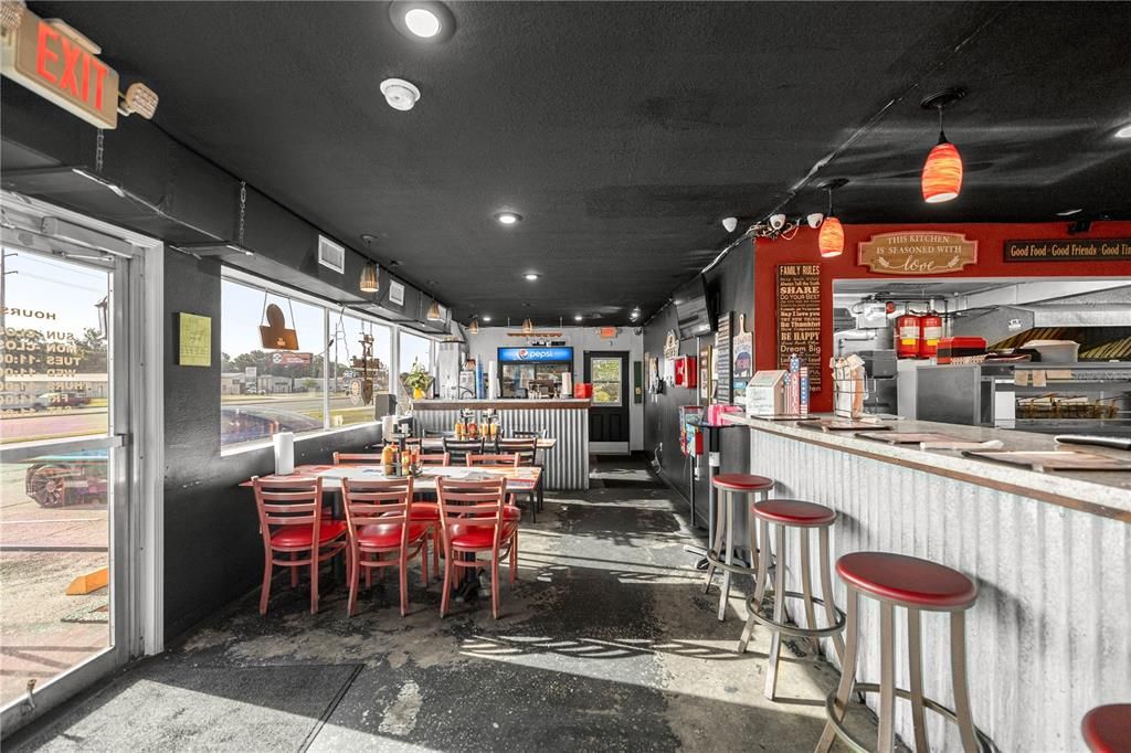 待售: $675,000 (0 贝兹, 0 浴室, 2578 平方英尺)