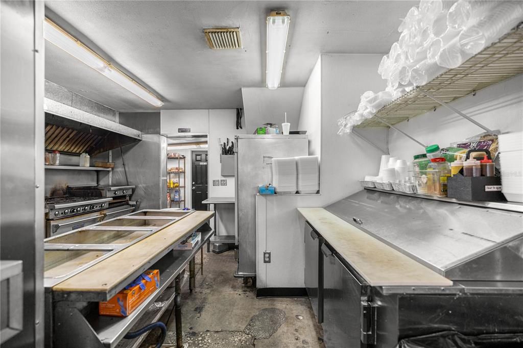 待售: $675,000 (0 贝兹, 0 浴室, 2578 平方英尺)