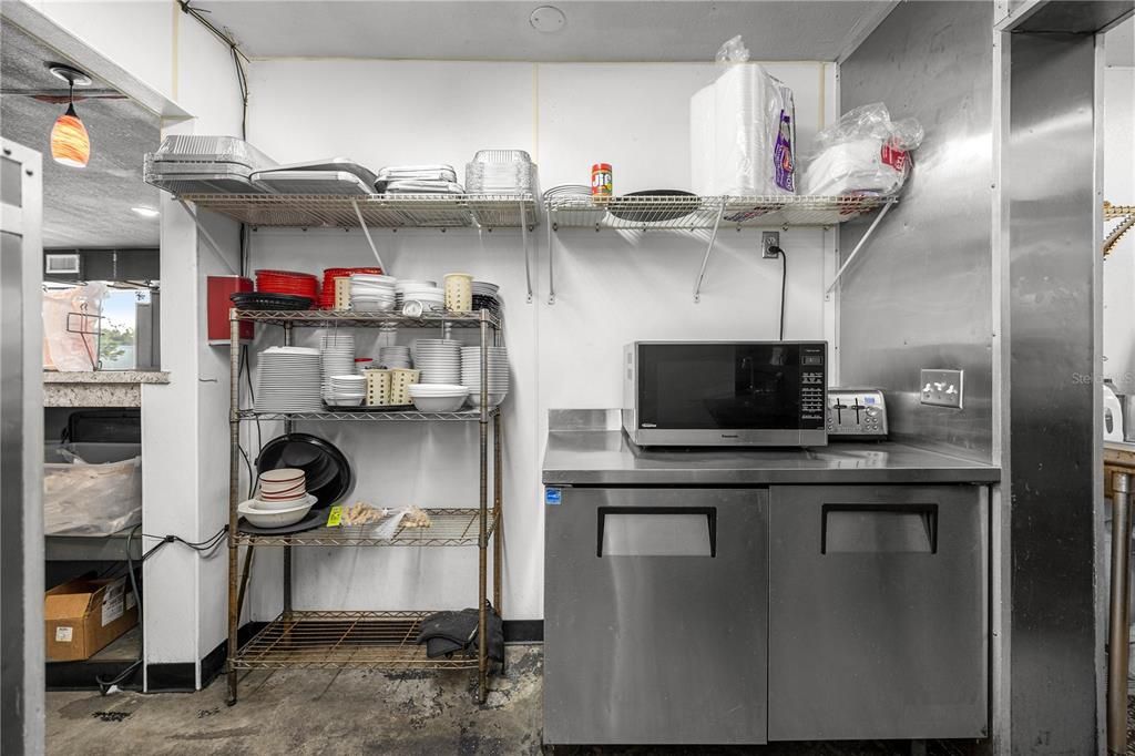 待售: $675,000 (0 贝兹, 0 浴室, 2578 平方英尺)