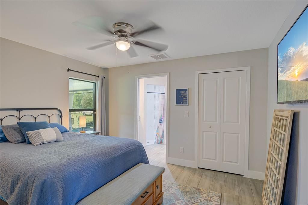 For Sale: $375,000 (3 beds, 2 baths, 1204 Square Feet)