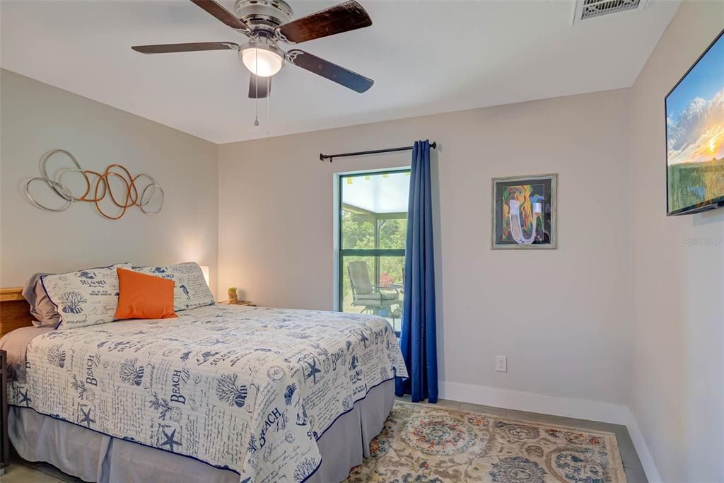 For Sale: $375,000 (3 beds, 2 baths, 1204 Square Feet)