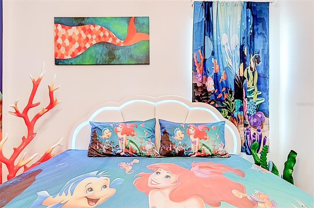 For Sale: $1,750,000 (10 beds, 9 baths, 3826 Square Feet)