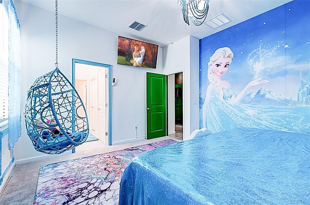 For Sale: $1,750,000 (10 beds, 9 baths, 3826 Square Feet)