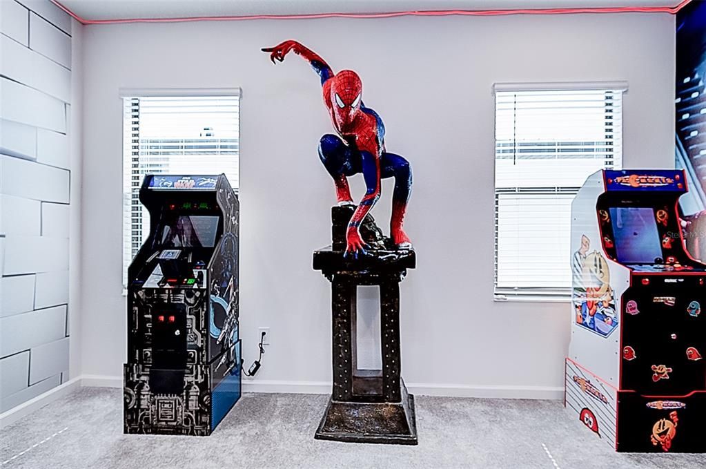 For Sale: $1,750,000 (10 beds, 9 baths, 3826 Square Feet)