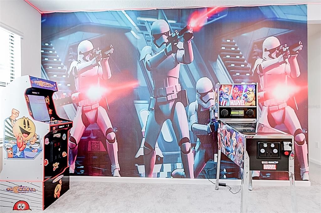 For Sale: $1,750,000 (10 beds, 9 baths, 3826 Square Feet)