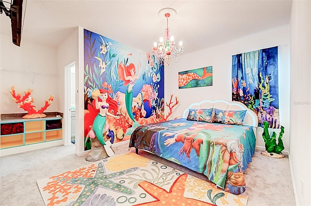 For Sale: $1,750,000 (10 beds, 9 baths, 3826 Square Feet)