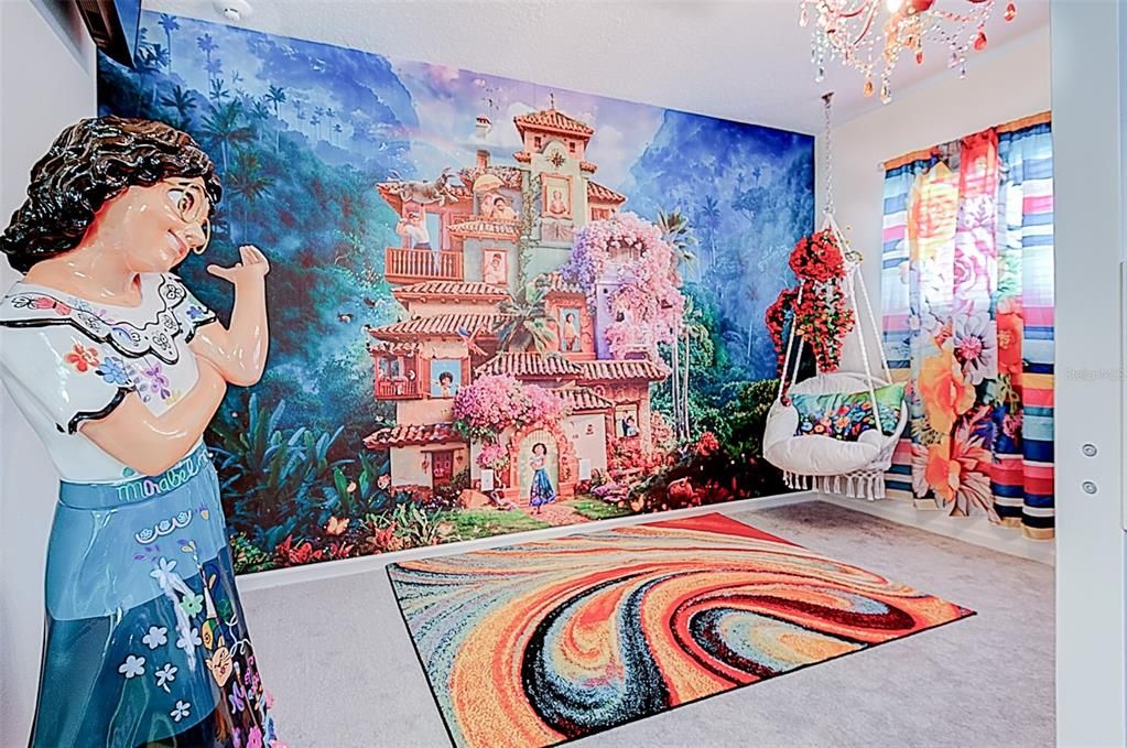 For Sale: $1,750,000 (10 beds, 9 baths, 3826 Square Feet)