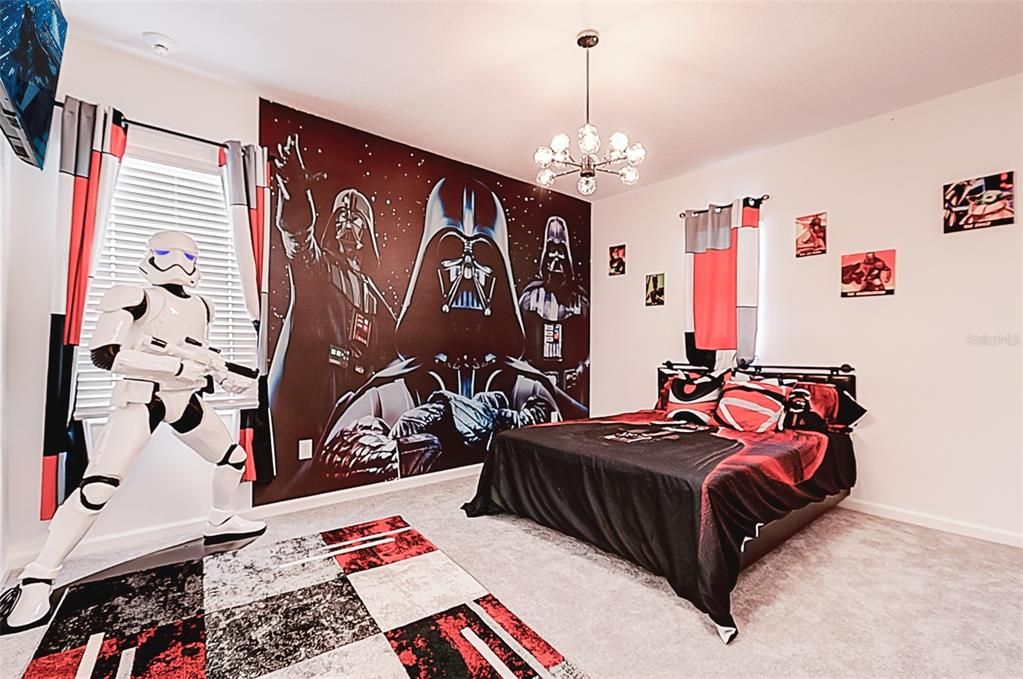 For Sale: $1,750,000 (10 beds, 9 baths, 3826 Square Feet)