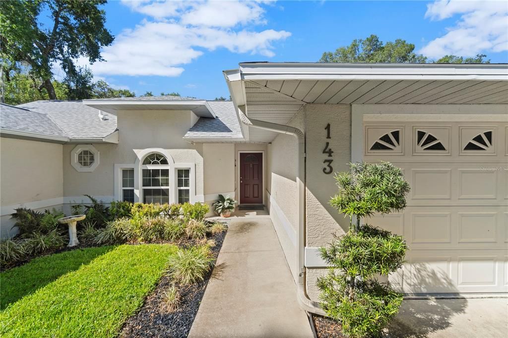 На продажу: $419,999 (4 спален, 2 ванн, 1912 Квадратных фут)