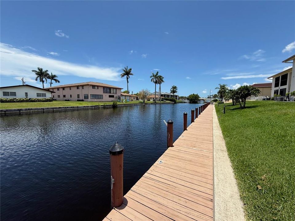 En Venta: $219,000 (2 camas, 2 baños, 1112 Pies cuadrados)