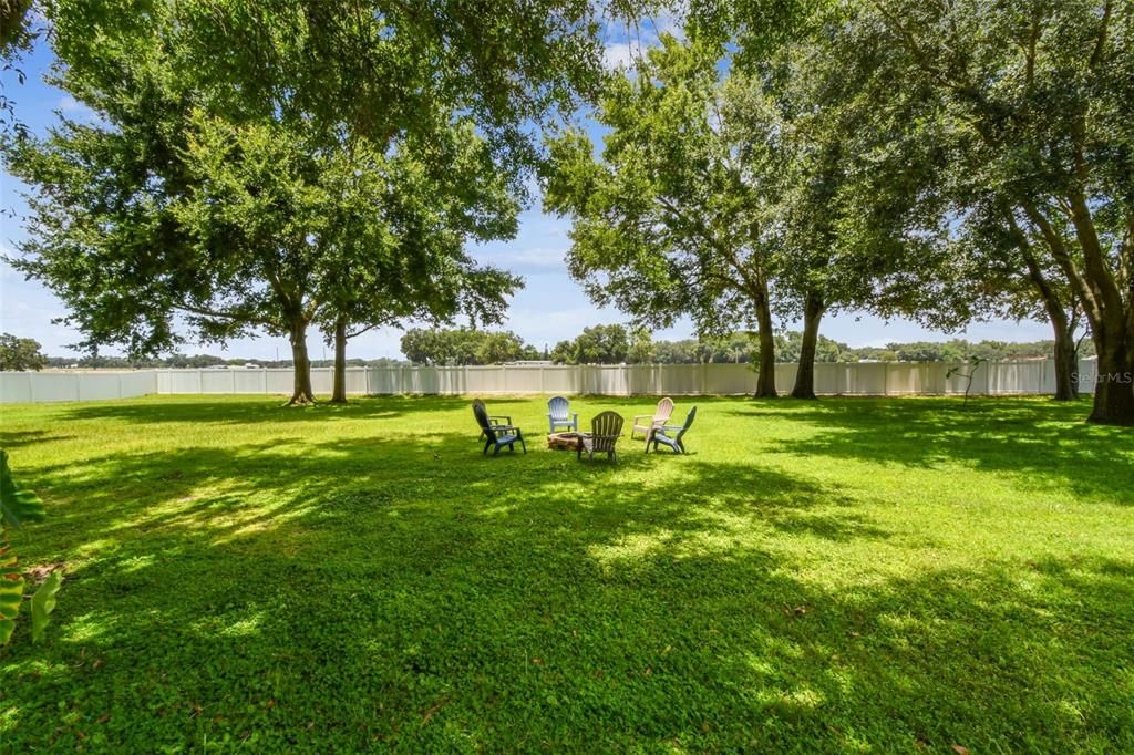 待售: $900,000 (4 贝兹, 3 浴室, 4443 平方英尺)