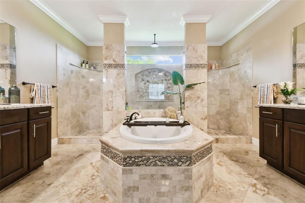 待售: $900,000 (4 贝兹, 3 浴室, 4443 平方英尺)