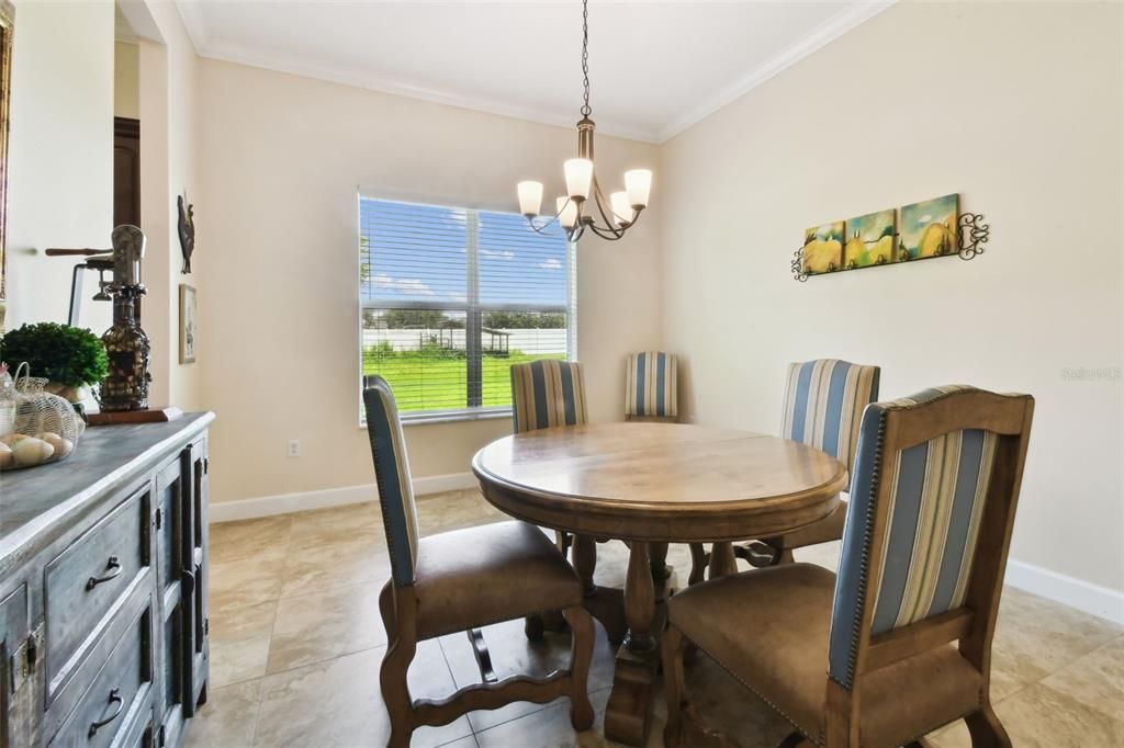 待售: $900,000 (4 贝兹, 3 浴室, 4443 平方英尺)