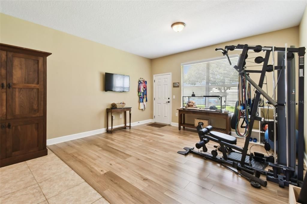 待售: $900,000 (4 贝兹, 3 浴室, 4443 平方英尺)