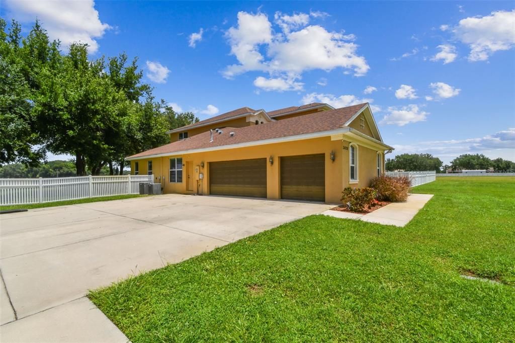 待售: $900,000 (4 贝兹, 3 浴室, 4443 平方英尺)