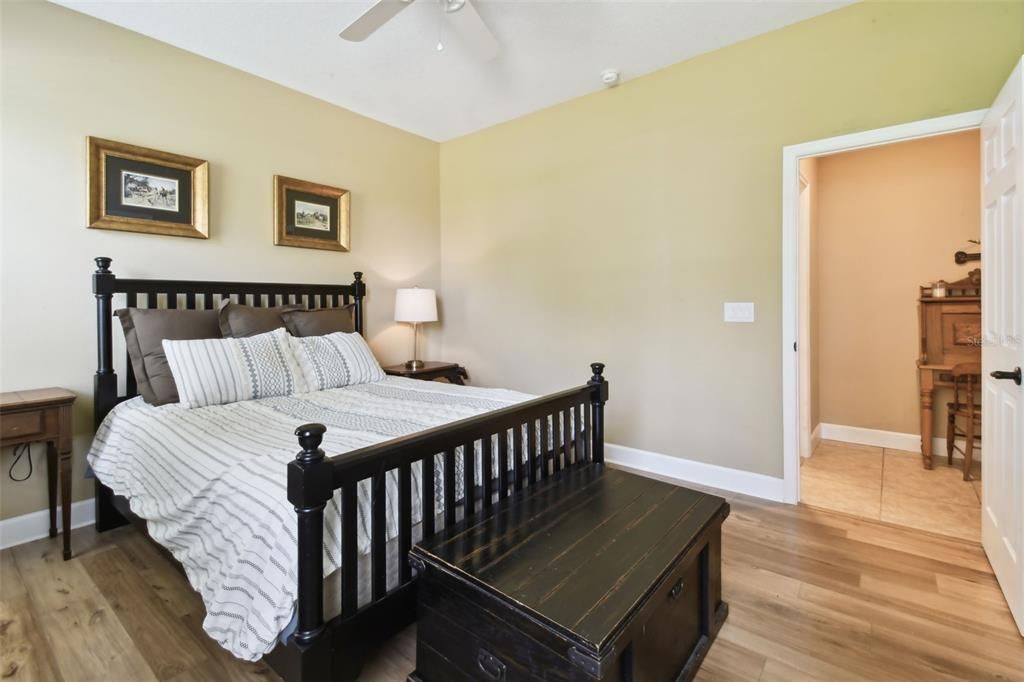 待售: $900,000 (4 贝兹, 3 浴室, 4443 平方英尺)