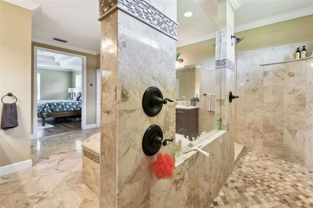 待售: $900,000 (4 贝兹, 3 浴室, 4443 平方英尺)