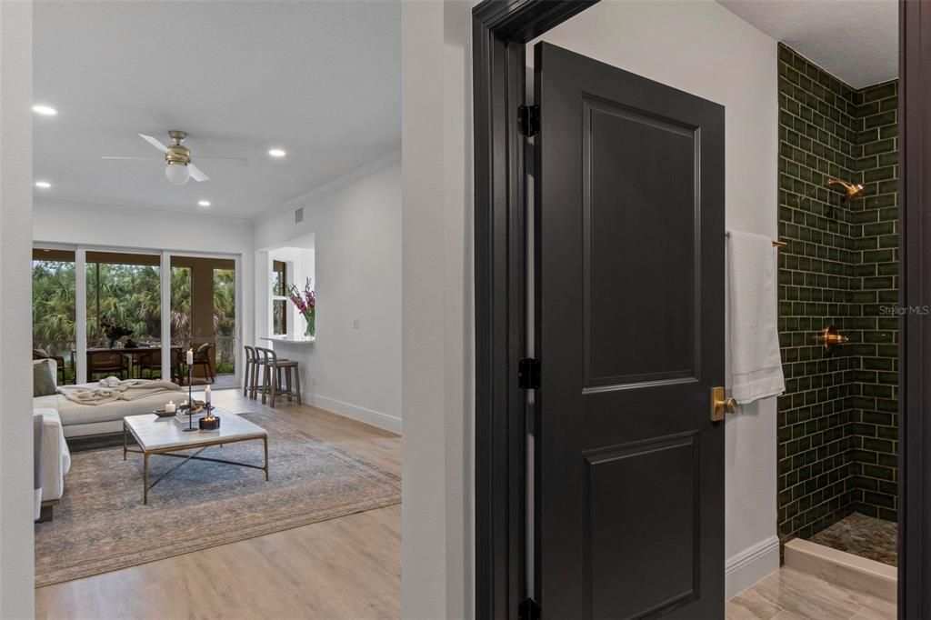 出租: $4,790 (3 贝兹, 3 浴室, 2167 平方英尺)