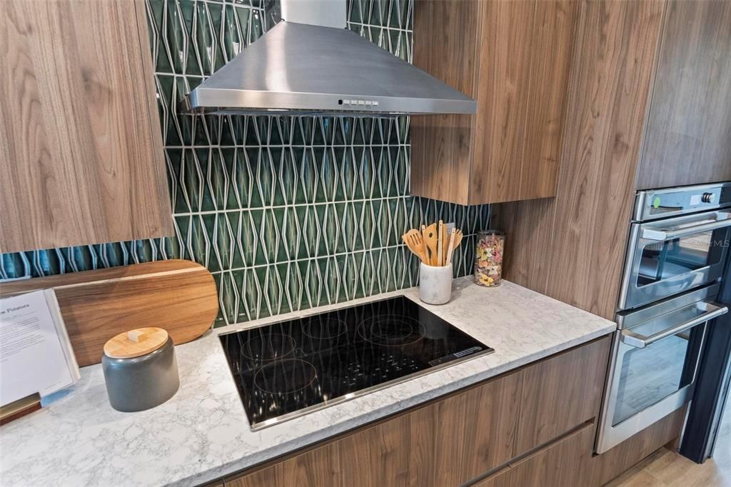 出租: $4,790 (3 贝兹, 3 浴室, 2167 平方英尺)