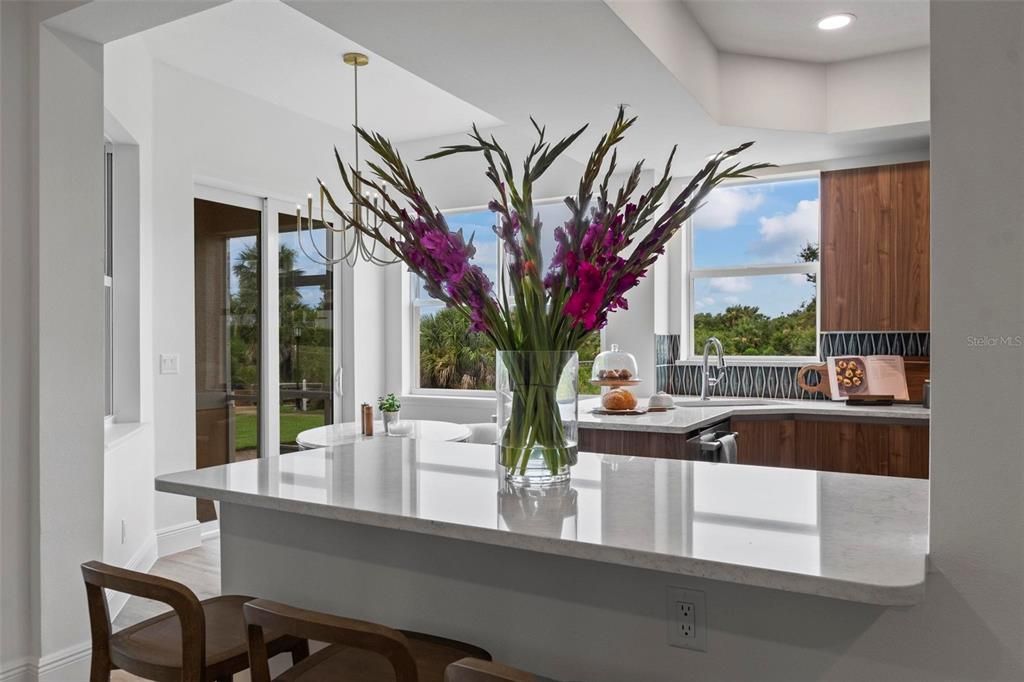 出租: $4,790 (3 贝兹, 3 浴室, 2167 平方英尺)