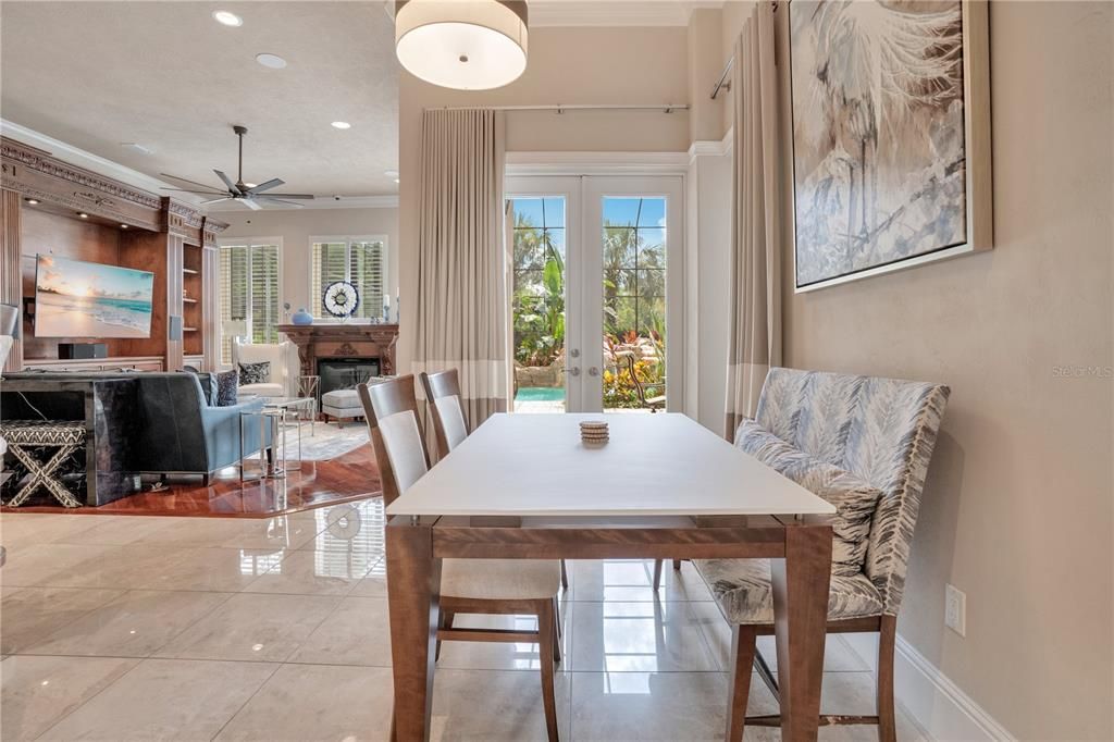 For Sale: $1,897,000 (4 beds, 4 baths, 5352 Square Feet)