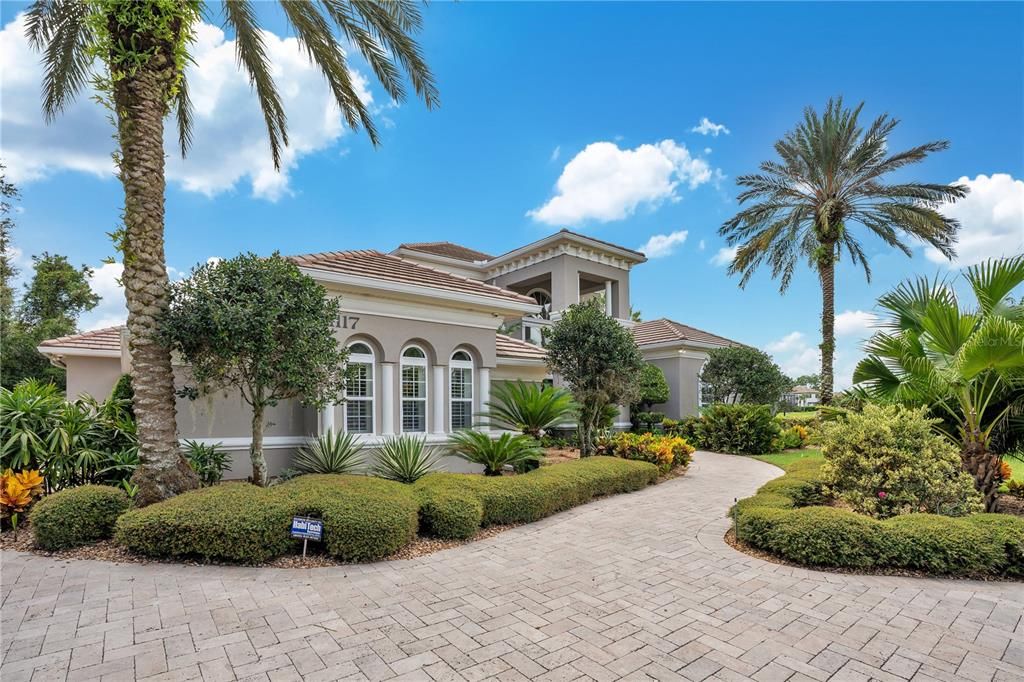 For Sale: $1,897,000 (4 beds, 4 baths, 5352 Square Feet)