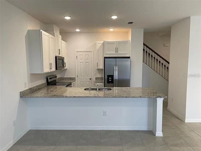 На продажу: $359,900 (3 спален, 2 ванн, 1491 Квадратных фут)