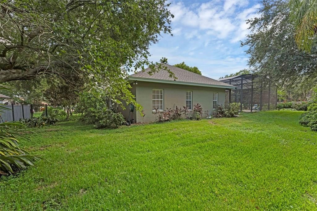 Под контрактом: $649,999 (5 спален, 3 ванн, 3003 Квадратных фут)