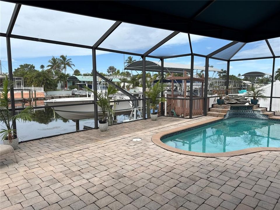 待售: $985,000 (3 贝兹, 3 浴室, 2192 平方英尺)