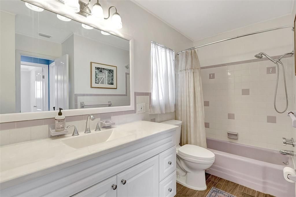 待售: $985,000 (3 贝兹, 3 浴室, 2192 平方英尺)