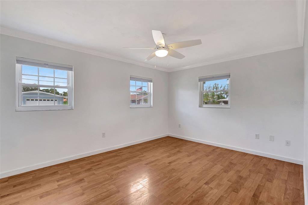 待售: $985,000 (3 贝兹, 3 浴室, 2192 平方英尺)