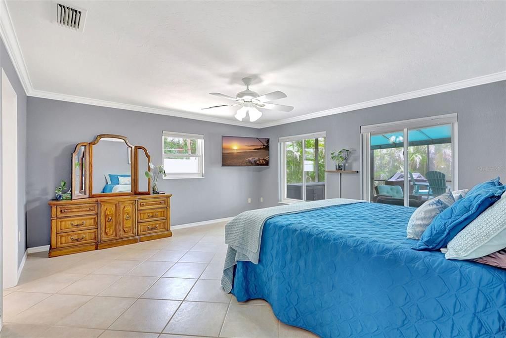 待售: $985,000 (3 贝兹, 3 浴室, 2192 平方英尺)