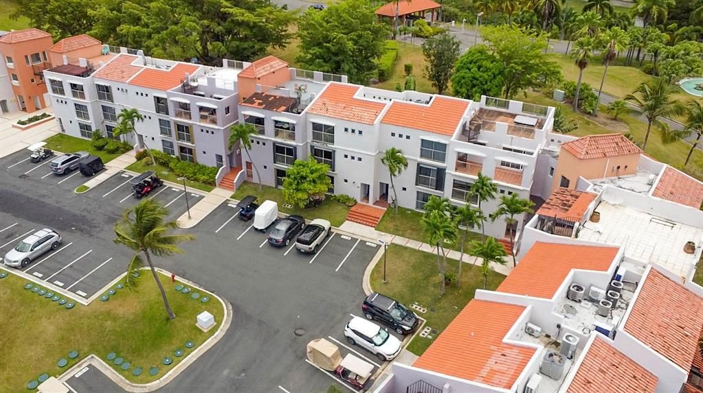 For Sale: $329,000 (3 beds, 2 baths, 1758 Square Feet)