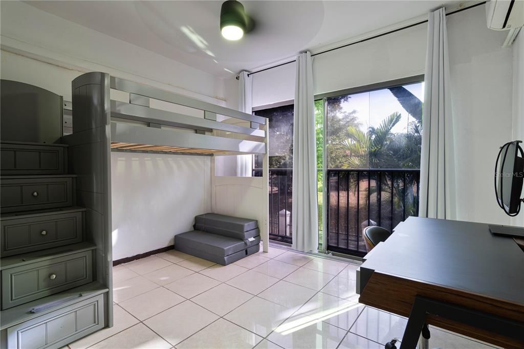 For Sale: $329,000 (3 beds, 2 baths, 1758 Square Feet)